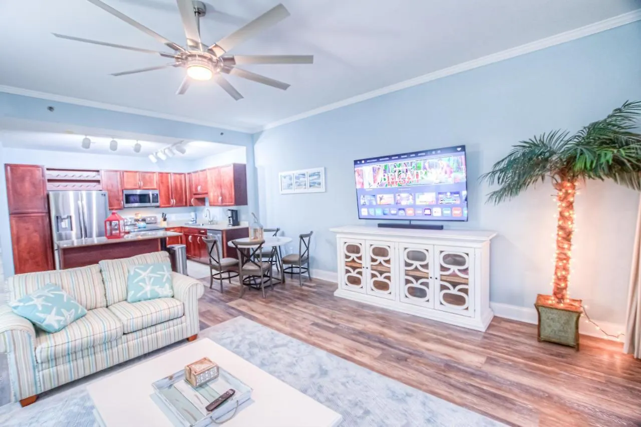 Large 3 Bd Penthouse 2120 In Laketown, Great Views And Amenities! 0*, Panama City Beach