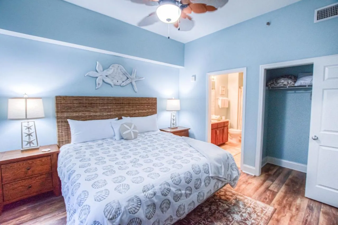 Semesterbostad Large 3 Bd Penthouse 2120 In Laketown, Great Views And Amenities!