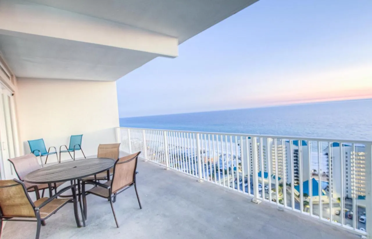Holiday home Large 3 Bd Penthouse 2120 In Laketown, Great Views And Amenities! United States