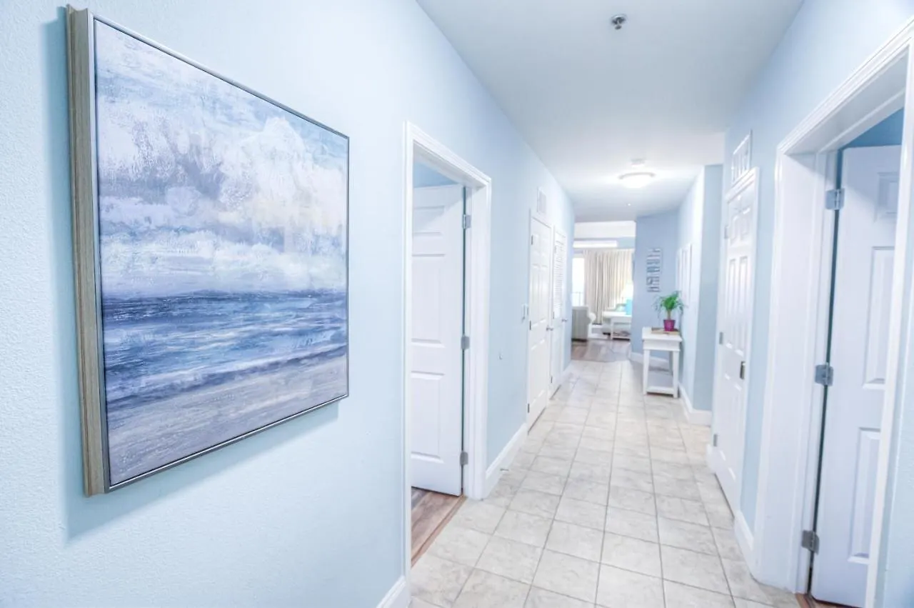 Holiday home Large 3 Bd Penthouse 2120 In Laketown, Great Views And Amenities! United States