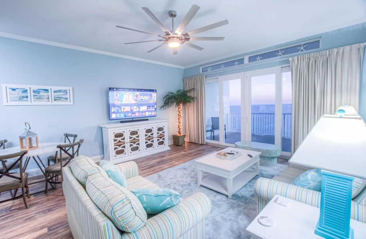 Large 3 Bd Penthouse 2120 In Laketown, Great Views And Amenities! contacts
